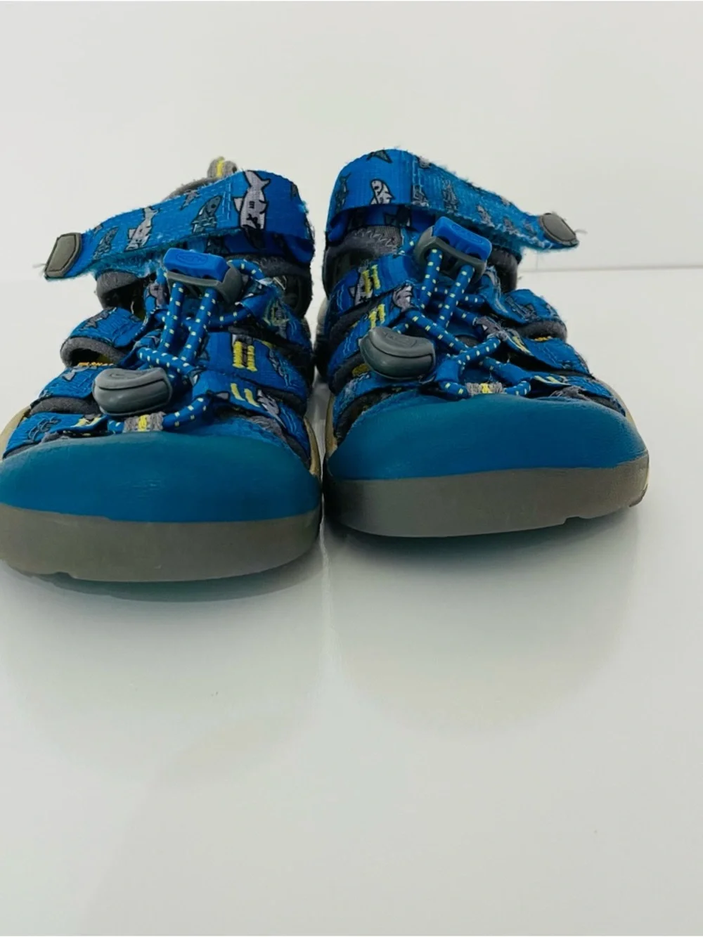 KEEN Kids' Newport Blue Leather Closed Toe Water Sport Sandal, size 11 (Toddler)